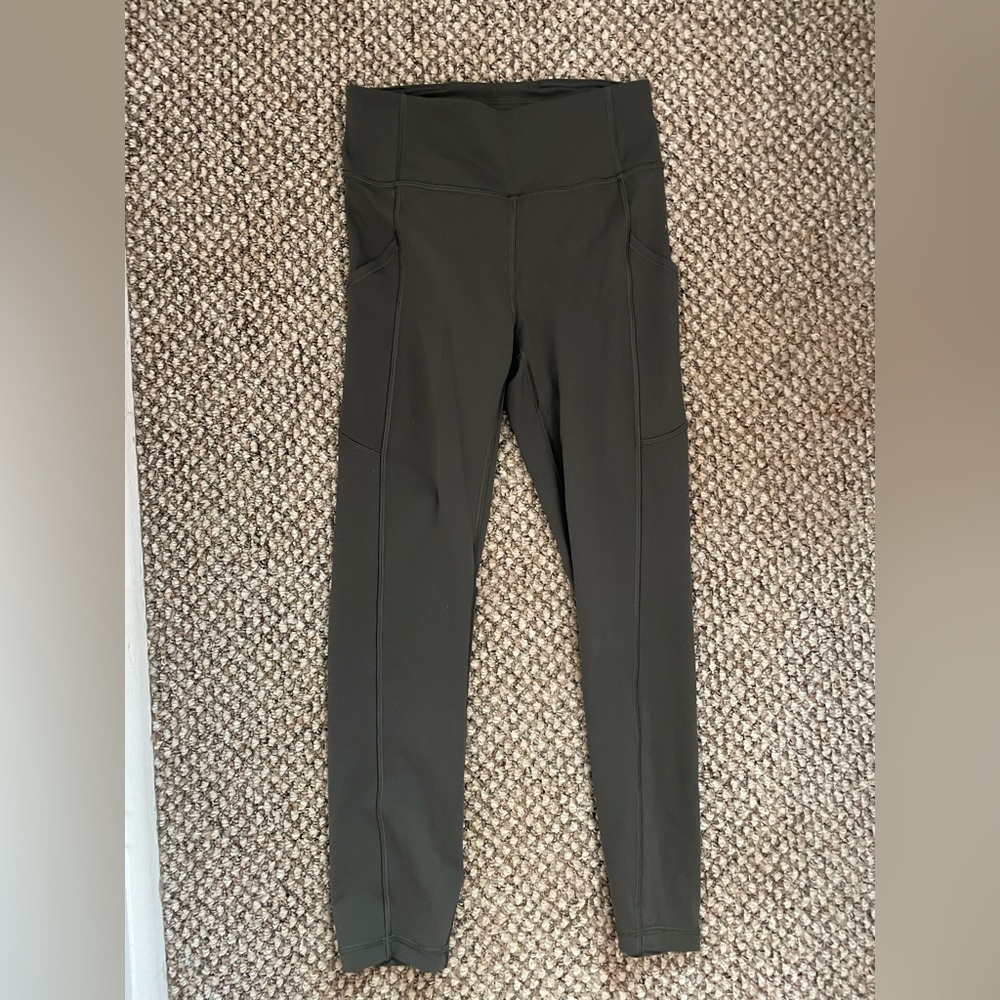 Lululemon Leggings with Pockets Size 4